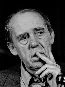 Německý spisovatel Heinrich Böll.