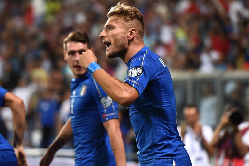 Italským fotbalistům se do cesty postaví Švédové.