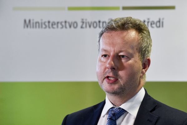 Ministr životního prostředí Richard Brabec. 
