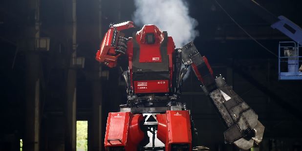 V prvním zápase robotů se utkal americký Eagle Prime a japonský Kurata.