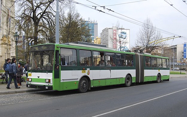 Vysokopodlažní kloubový trolejbus Škoda 15Tr. Vysokopodlažní kloubový trolejbus Škoda 15Tr.