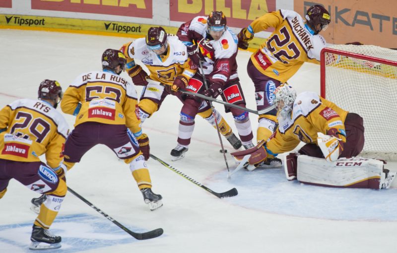 Sparta se v 15. kole extraligy představila na ledě Jihlavy. 