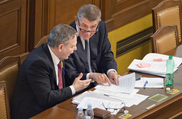 Lubomír Zaorálek (vlevo) a Andrej Babiš.