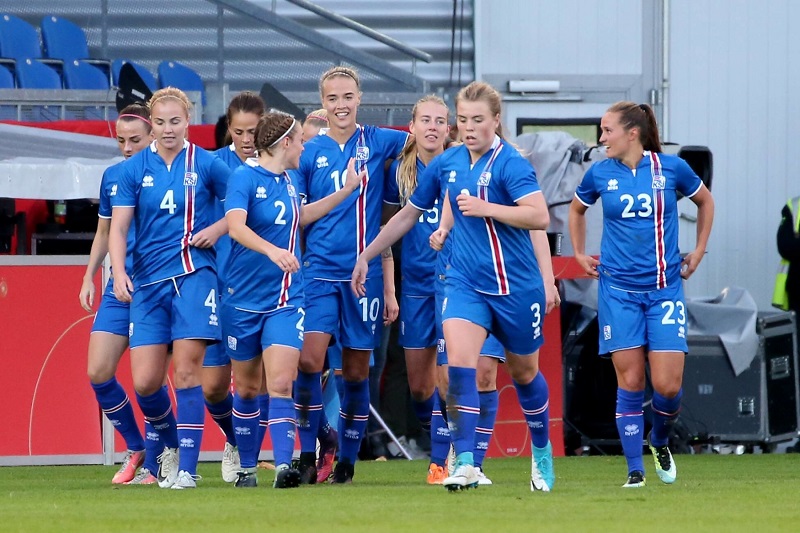 Fotbalistky Islandu překvapivě porazily reprezentantky Německa.