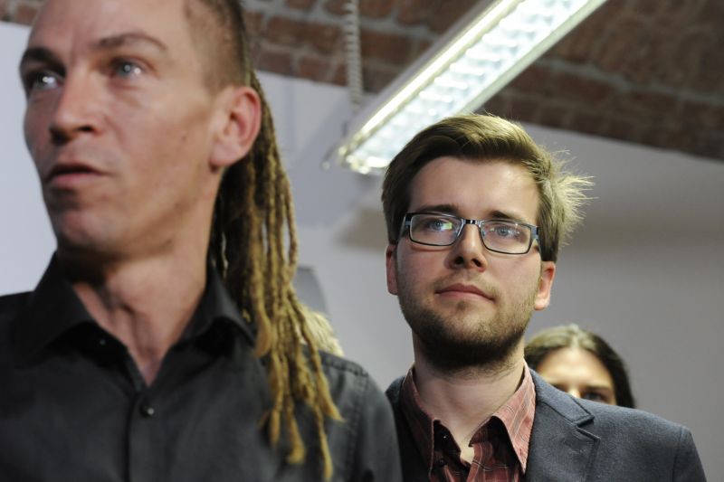 Předseda Pirátské strany Ivan Bartoš (vlevo) a místopředseda Jakub Michálek.