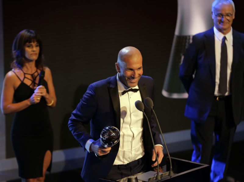 Bývalý fotbalista a současný trenér Realu Madrid Zinédine Zidane.