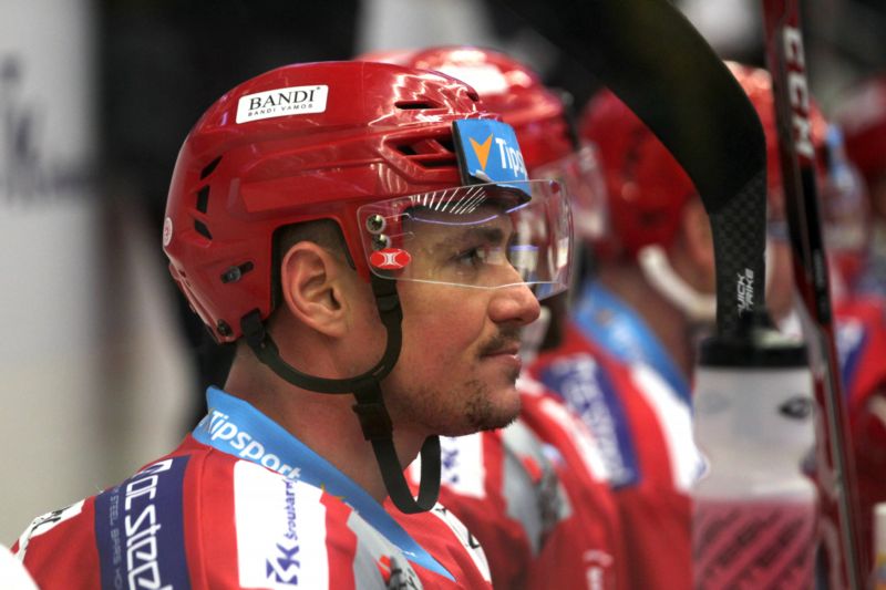 Hokejisté Třince prohráli v předehrávce dalšího kola extraligy s Vítkovicemi.