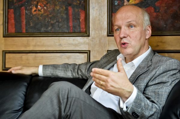 Kandidát na prezidenta Pavel Fischer.
