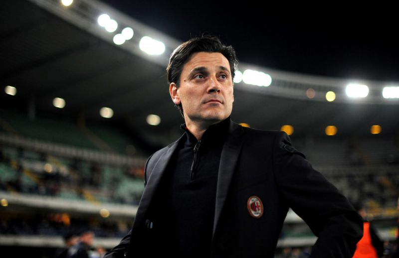 Trenér Vincenzo Montella to má v AC Milán nahnuté.