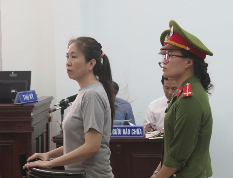 Vietnamská blogerka Nguyen Ngoc Nhu Quynh. Vietnamská blogerka Nguyen Ngoc Nhu Quynh.