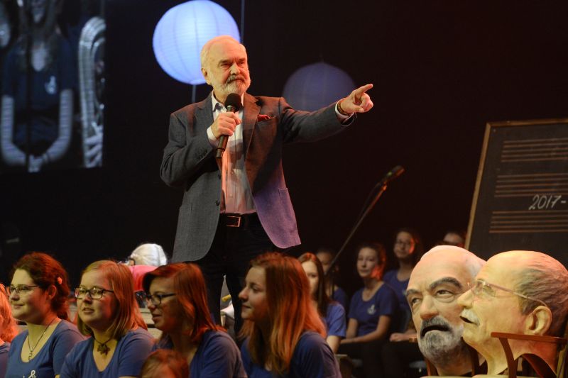 Textař Zdeněk Svěrák v rodinné show Trvalky.