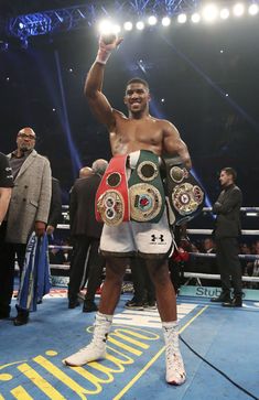 Vítězný Anthony Joshua.