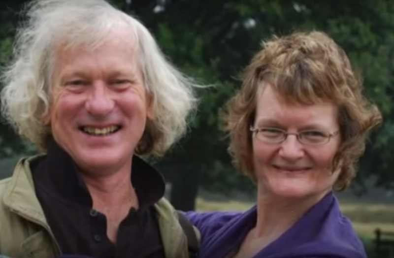 Bill Brookman s Madeleine Coburnovou.