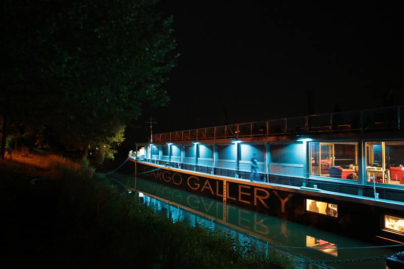 Loď Cargo Gallery. Loď Cargo Gallery.