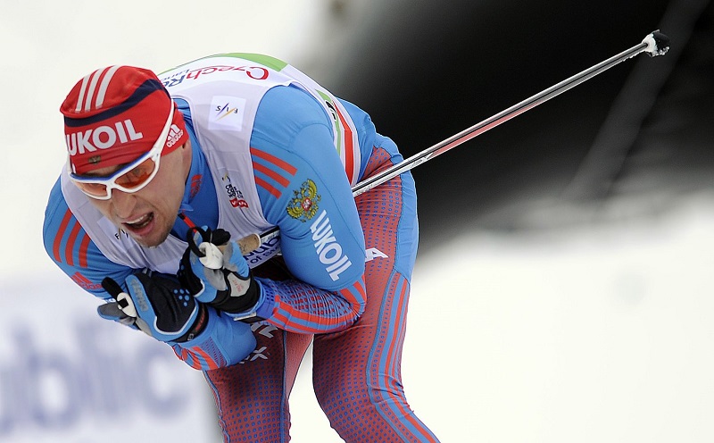 Ruský závodník Alexandr Legkov dostal za doping doživotní zákaz startu na olympiádě (ilustrační foto).