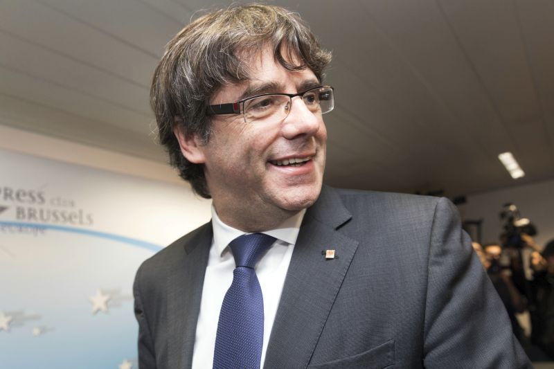 Katalánský expremiér Carles Puigdemont. Katalánský expremiér Carles Puigdemont.