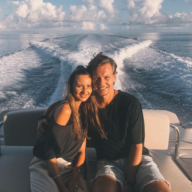 Tomáš Berdych se svou životní partnerkou Ester. Tomáš Berdych se svou životní partnerkou Ester.