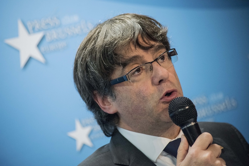 Carles Puigdemont. Carles Puigdemont.