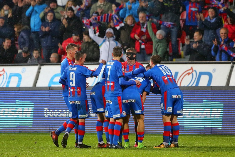 Fotbalisté Plzně jsou v této sezoně stále neporaženi. Fotbalisté Plzně jsou v této sezoně stále neporaženi.