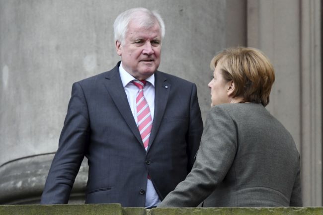 Horst Seehofer s Angelou Merkelovou.