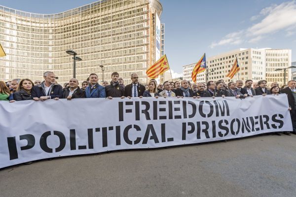 Demonstrace katalánských starostů.