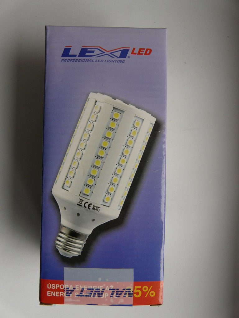 Při manipulaci s touto žárovkou hrozí úraz elektrickým proudem. Při manipulaci s touto žárovkou hrozí úraz elektrickým proudem.