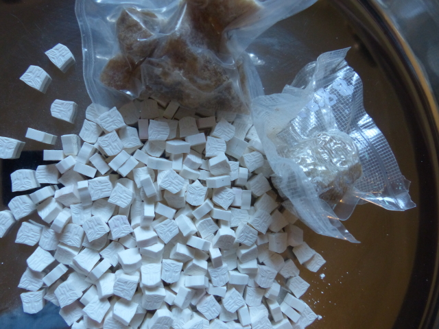 Droga extáze.