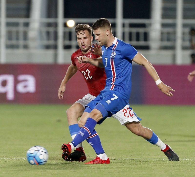 Filip Novák v přípravném utkání proti Islandu. Filip Novák v přípravném utkání proti Islandu.