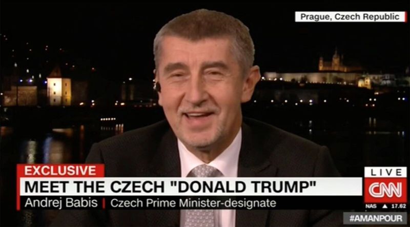 Andrej Babiš na obrazovce stanice CNN.