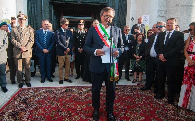 Starosta Benátek Luigi Brugnaro. 