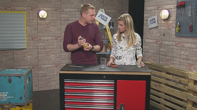 Adam a Lucie z pořadu Kutil Adam ukážou další zlepšovák. Adam a Lucie z pořadu Kutil Adam ukážou další zlepšovák.