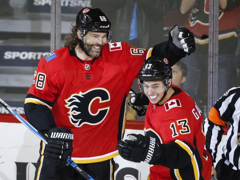Jaromír Jágr v dresu Calgary Flames.