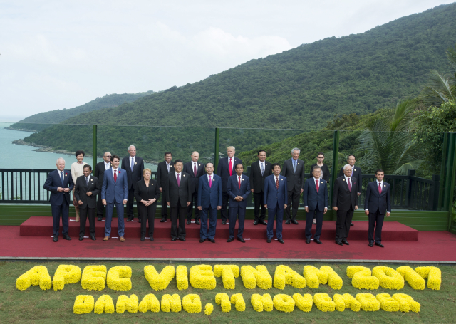 Summit ve Vietnamu.