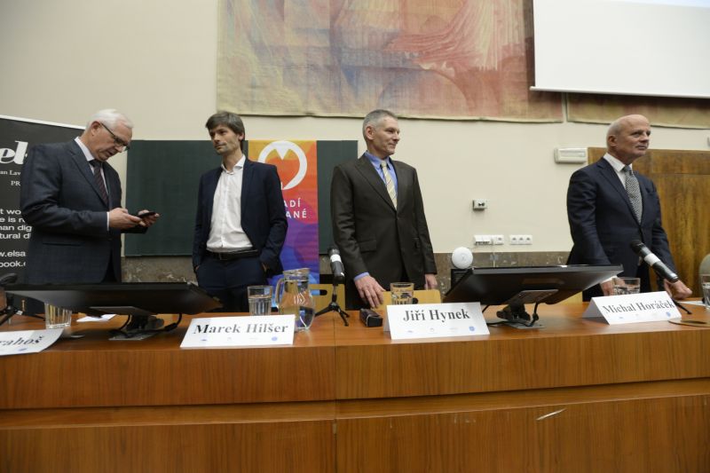 Zleva: Jiří Drahoš, Marek Hilšer, Jiří Hynek, Michal Horáček.