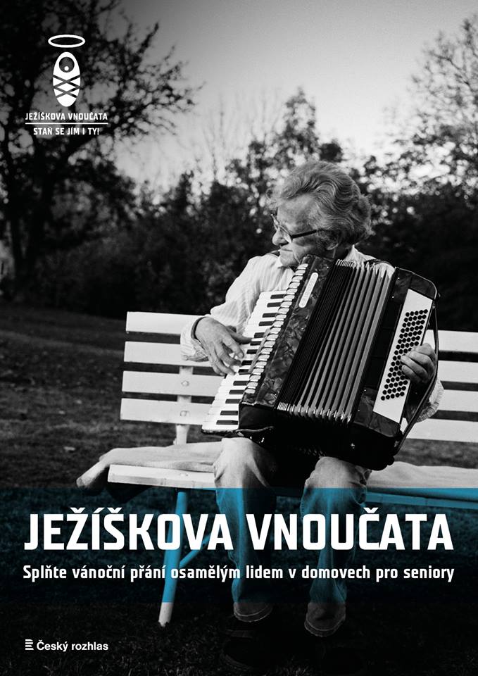Lidé mohou díky projektu Ježíškova vnoučata splnit přání opuštěným seniorům.