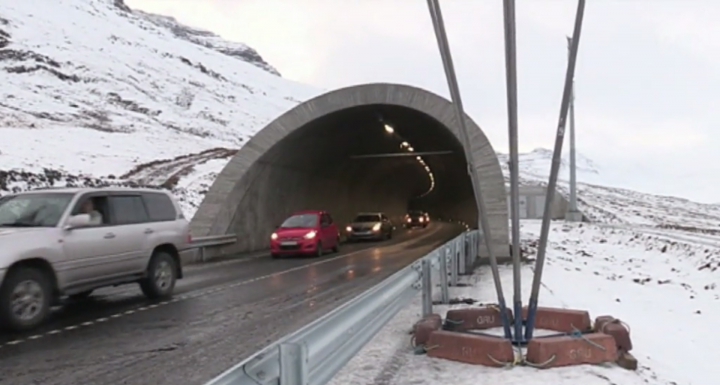 Tunel na Islandu.