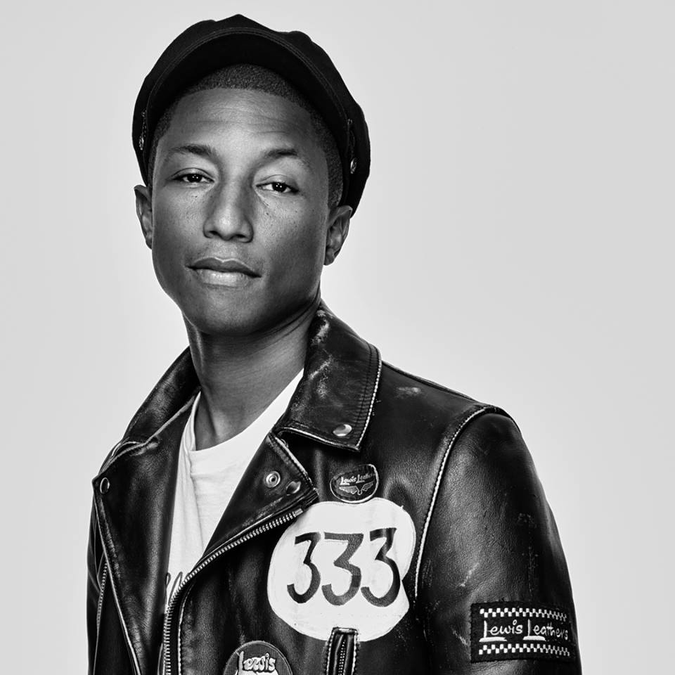 Pharrell Williams, který se narodil roku 1973 ve Virginia Beach, je americký zpěvák, rapper, producent a skladatel.