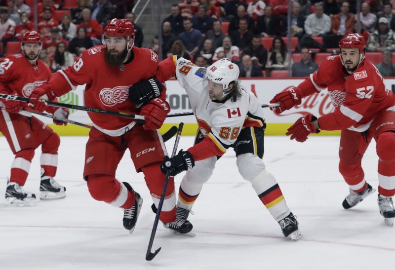 Hokejisté Detroitu proti Calgary tentokrát dominovali.