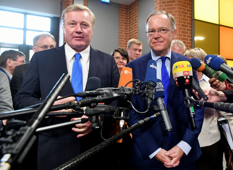 Bernd Althusmann (CSU) a Stephen Weil (SPD).
