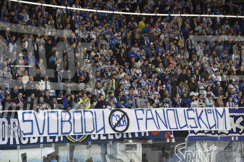 Fanoušci Komety Brno sní o větší multifunkční aréně. Fanoušci Komety Brno sní o větší multifunkční aréně.