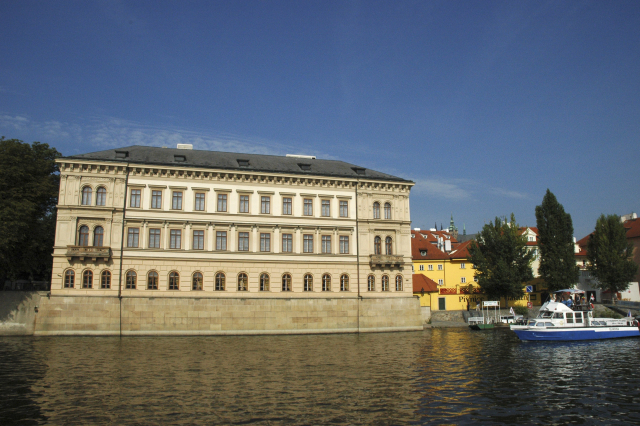 Lichtenštejnský palác na Malé Straně v Praze.