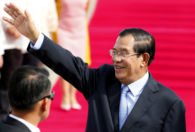 Premiéra Hun Sen je u moci už 32 let. Premiéra Hun Sen je u moci už 32 let.