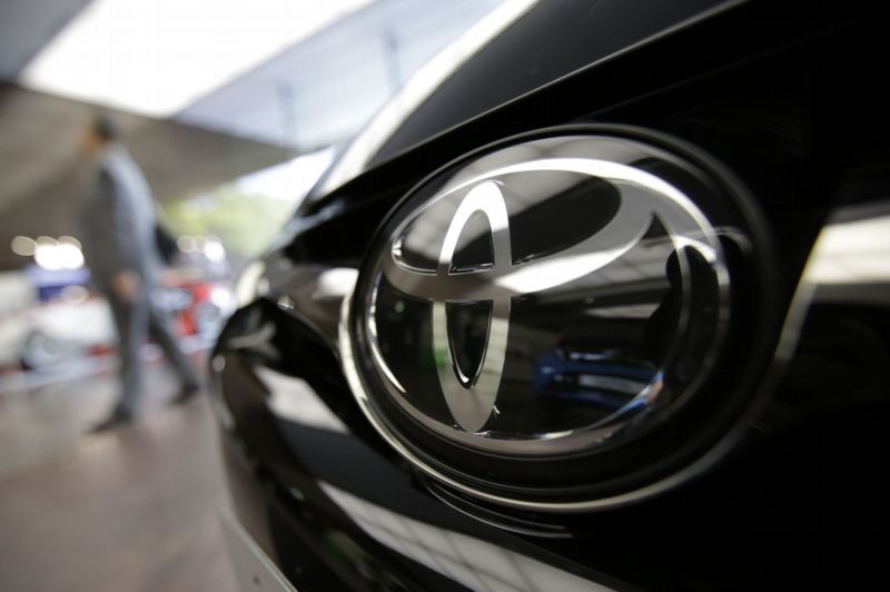 Toyota pracuje na novám typu baterie pro elektromobily.