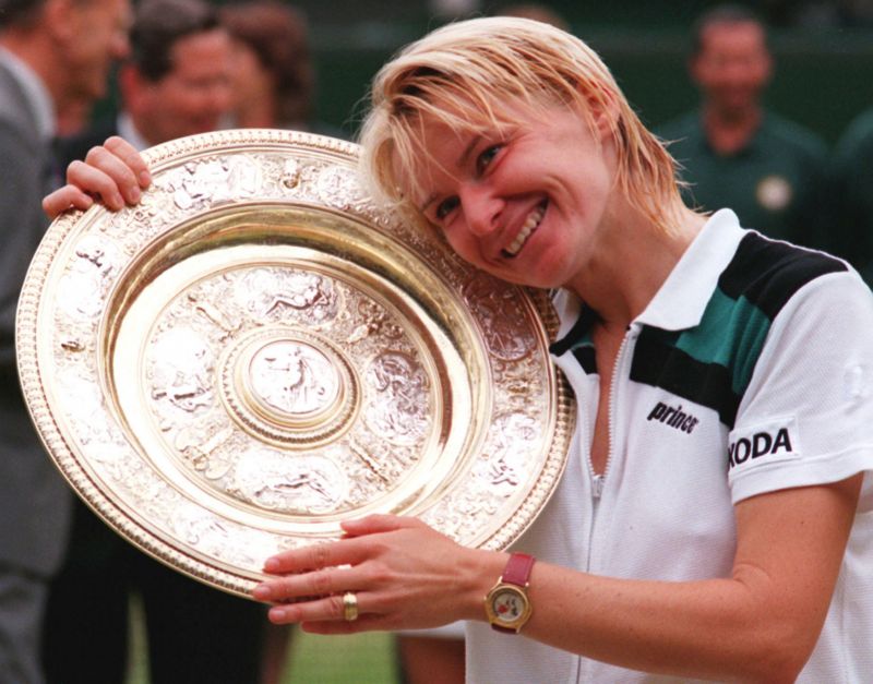 Jana Novotná vyhrála Wimbledon v roce 1998.