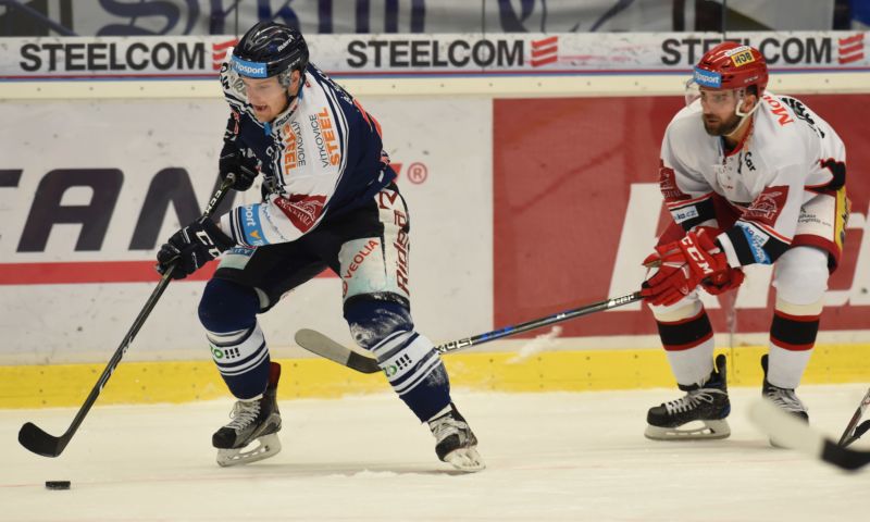 Vítkovice přivítaly v dalším kole extraligy Hradec. 
