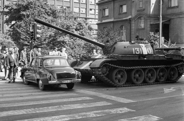 Začátek okupace Československa Rudou armádou v srpnu 1968.