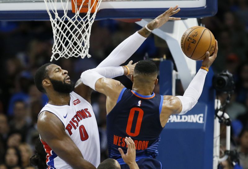Basketbalisté Oklahoma prohráli s Detroitem o jediný bod.