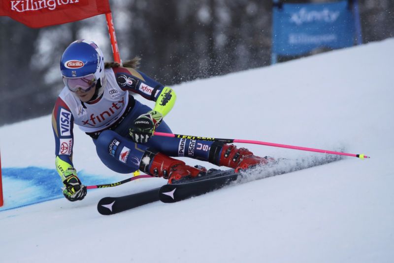 Vítězkou prvního kola se stala Američanka Mikaela Shiffrinová.