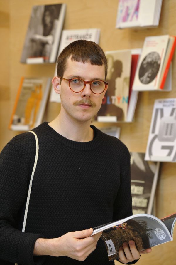 Laureát Ceny Jindřicha Chalupeckého Martin Kohout.