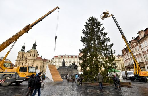 Smrk bude dominantou tradičních vánočních trhů a rozsvítí se v sobotu 2. prosince.